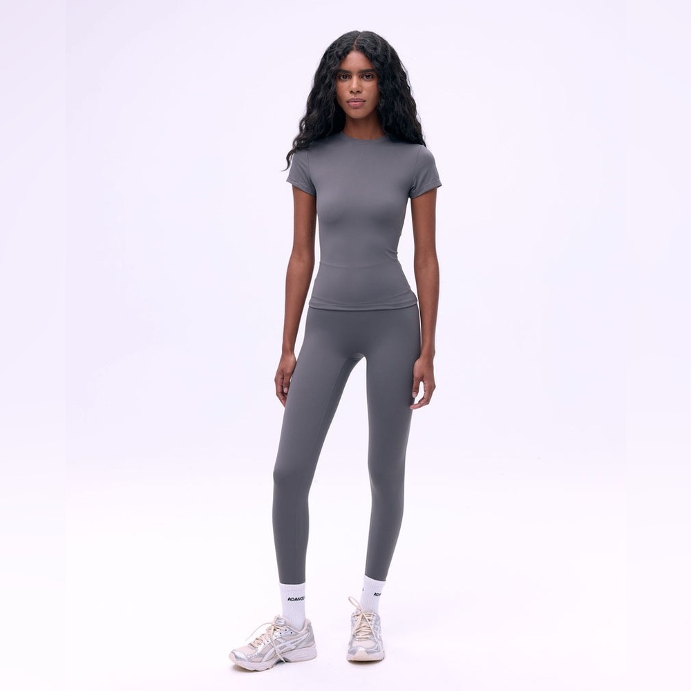 Adanola Workout Set - ultimate leggings & short sleeve top - color Dark Grey